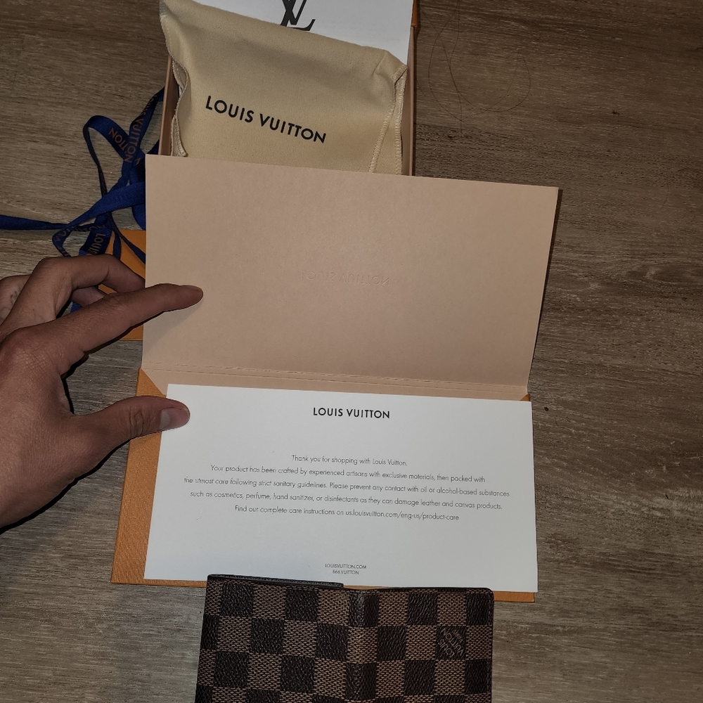 Wallet - Picture 4 of 4